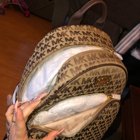 Michael kors back pack